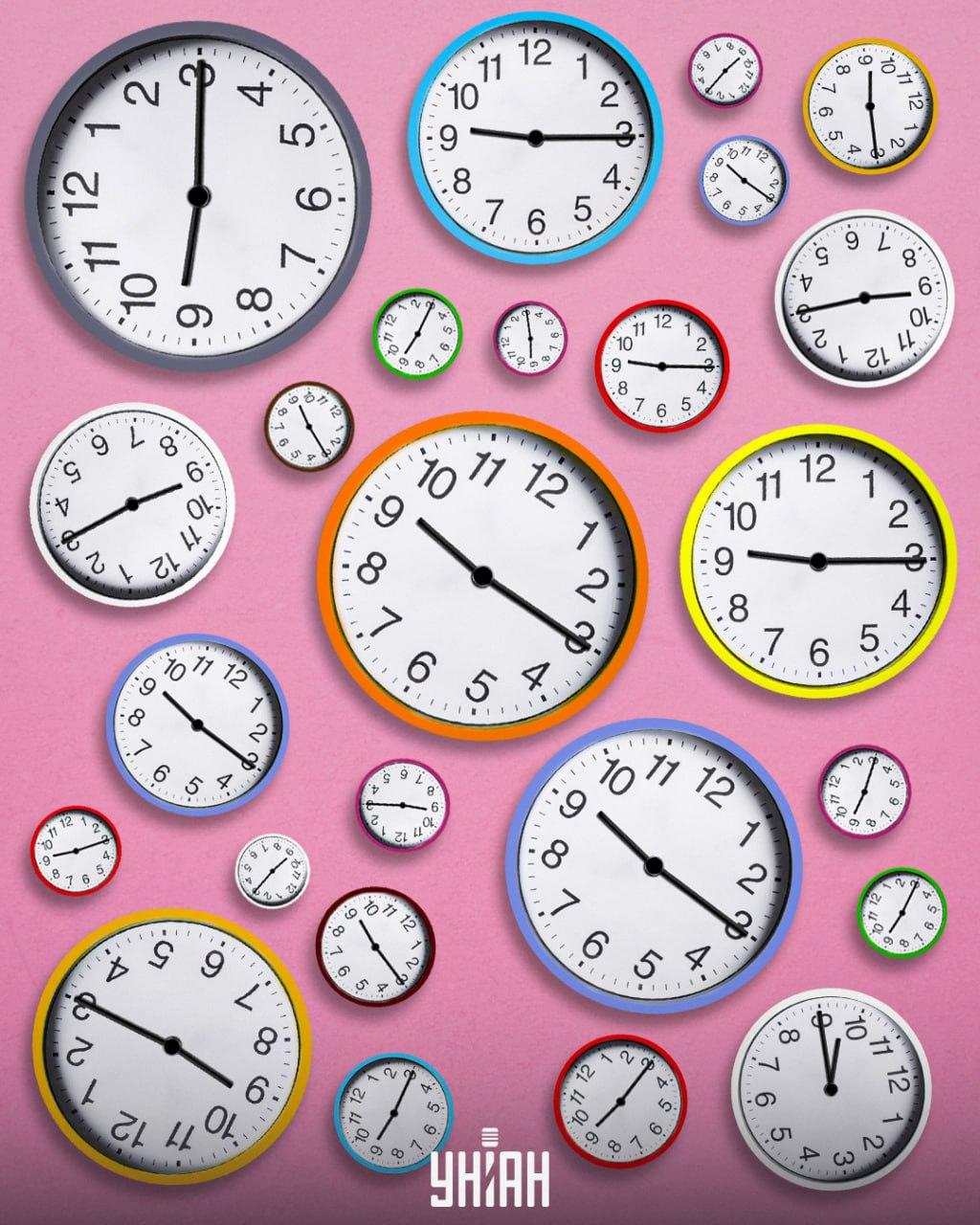 Turime rasti keistą laikrodį / koliažą Moje Turime rasti keistą laikrodį / koliažą Moje