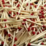 Labai sudėtingas galvosūkis: pridėkite tris degtukus ir gaukite teisingą atsakymą Labai sudėtingas galvosūkis: pridėkite tris degtukus ir gaukite teisingą atsakymą